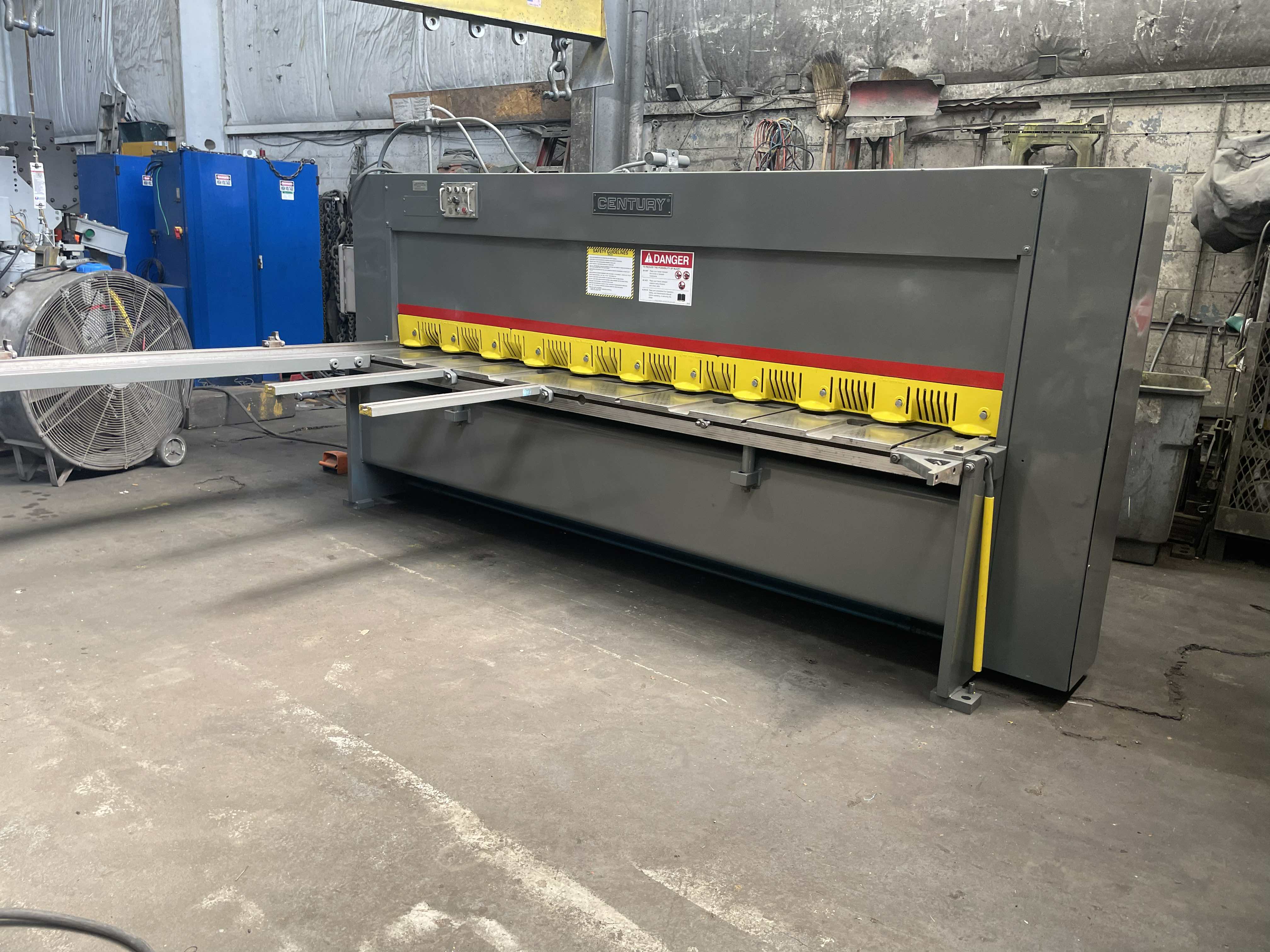 1/4" X 10' Cincinnati Century 2H10 Hydraulic Shear